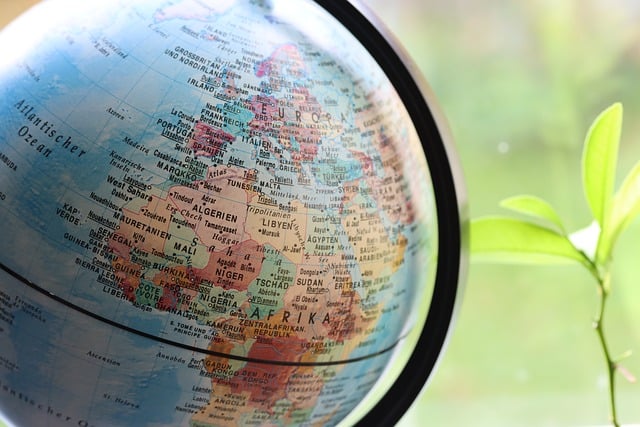 virtual reality environment for educational research and cognitive exploration